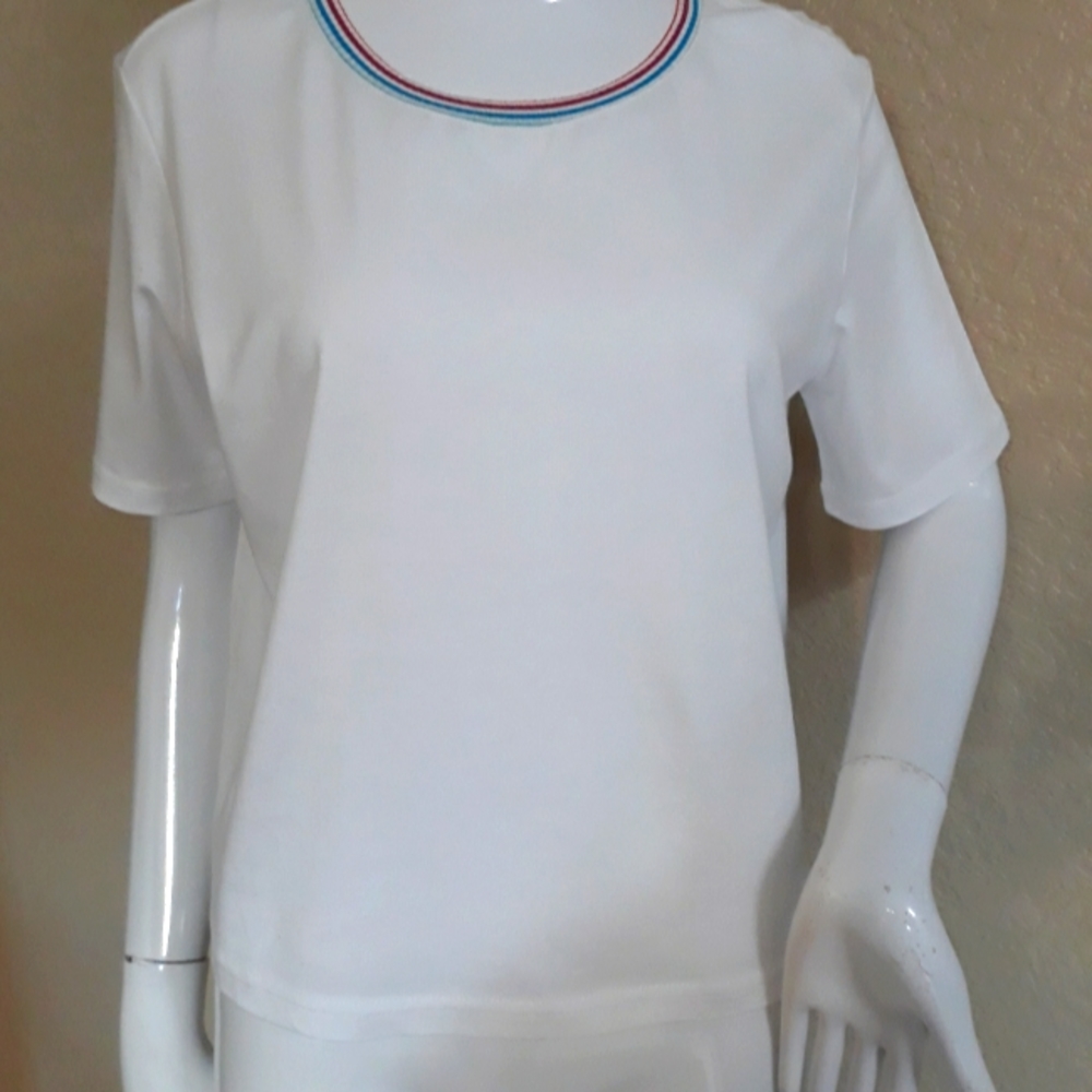 BB Dakota White Short Sleeve Tee with Multicolor Trim